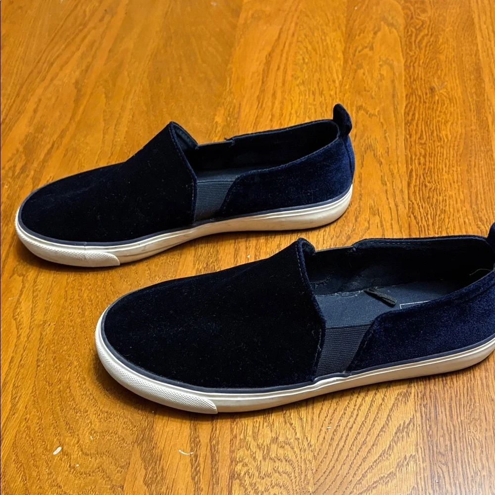 Gap 8.5 Men's navy blue Velvet Slip-On boat Shoes
